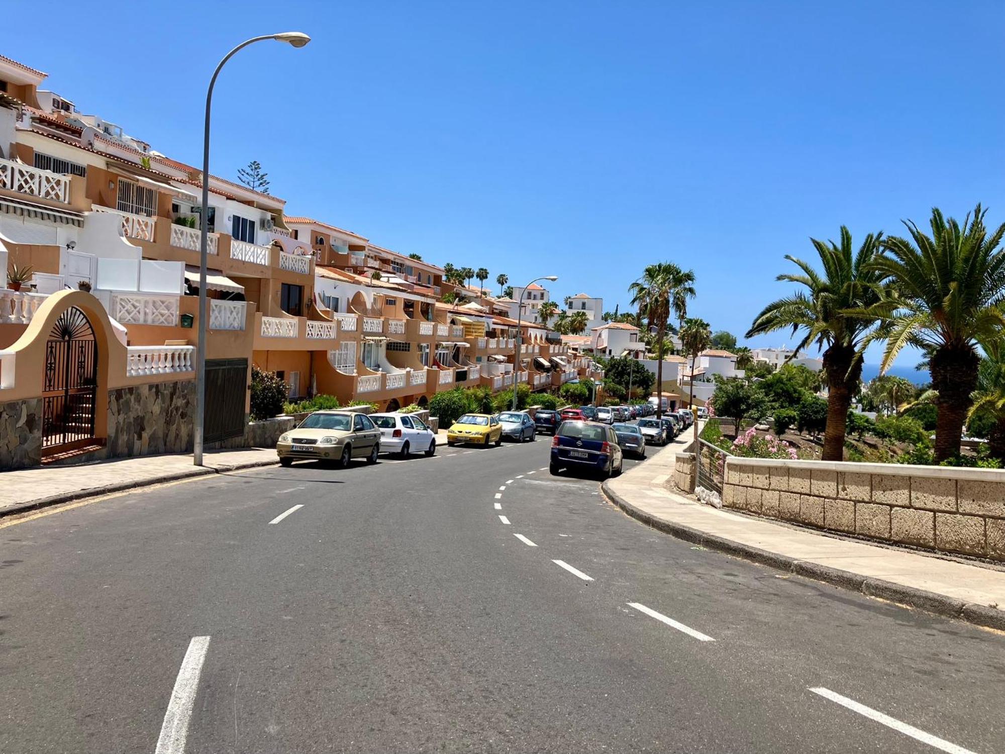 Costa Adeje - Modern Apartment With Terrace Views Of Ocean & Sunset Bagian luar foto